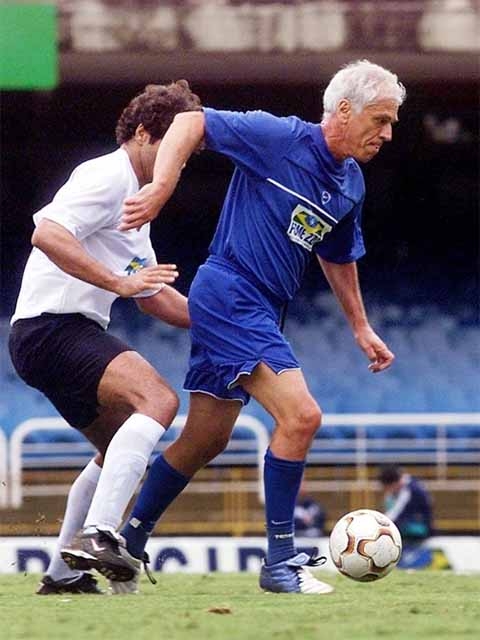 Natural de Santos, no litoral de São Paulo, Nuno Leal Maia foi inicialmente jogador de futebol. Em 1963, ingressou nas categorias de base do Santos, time pelo qual sempre demonstrou paixão. 
 Reprodução: Flipar