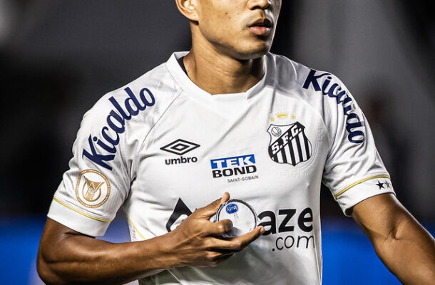 JOÃO LUCAS - Jogou poucos minutos. SEM NOTA Foto:  Alexandre Battibugli / Santos FC