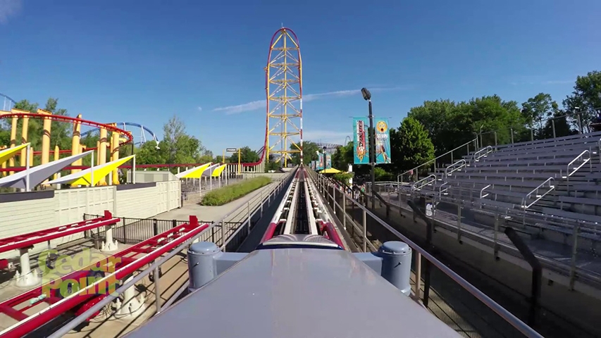 Top Thrill Dragster - EUA - Fica em Cedar Point, em Sandusky, Ohio (onde também fica a Millennium, outra montanha-russa desta seleção). A Top Thrill Dragster é assustadora. É a segunda maior montanha-russa do mundo, atrás apenas da Kingda Ka.  Reprodução: Flipar