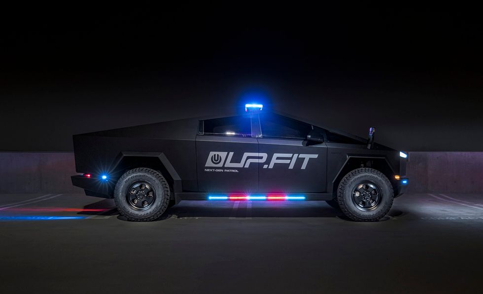 Tesla Cybertruck para uso policial - projeção Reprodução/@unpluggedperformance - via Instagram