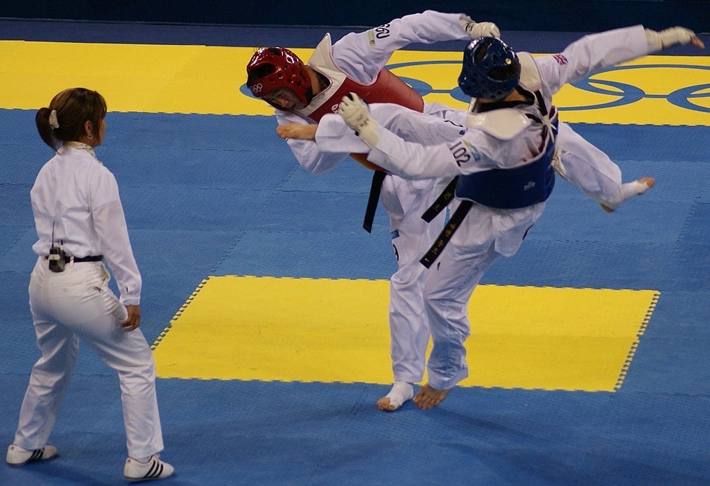 Taekwondo - Com origem na Coreia do Sul, esta arte marcial se espalhou por todos os continentes e passou a integrar os Jogos Olímpicos no ano 2000. No Brasil, foi introduzido em 1970 em São Paulo por Sang Min Cho.  Reprodução: Flipar