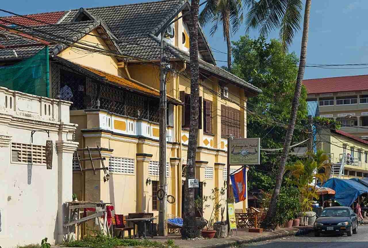 O Camboja conquistou sua independência em 9 de novembro de 1953, ou seja