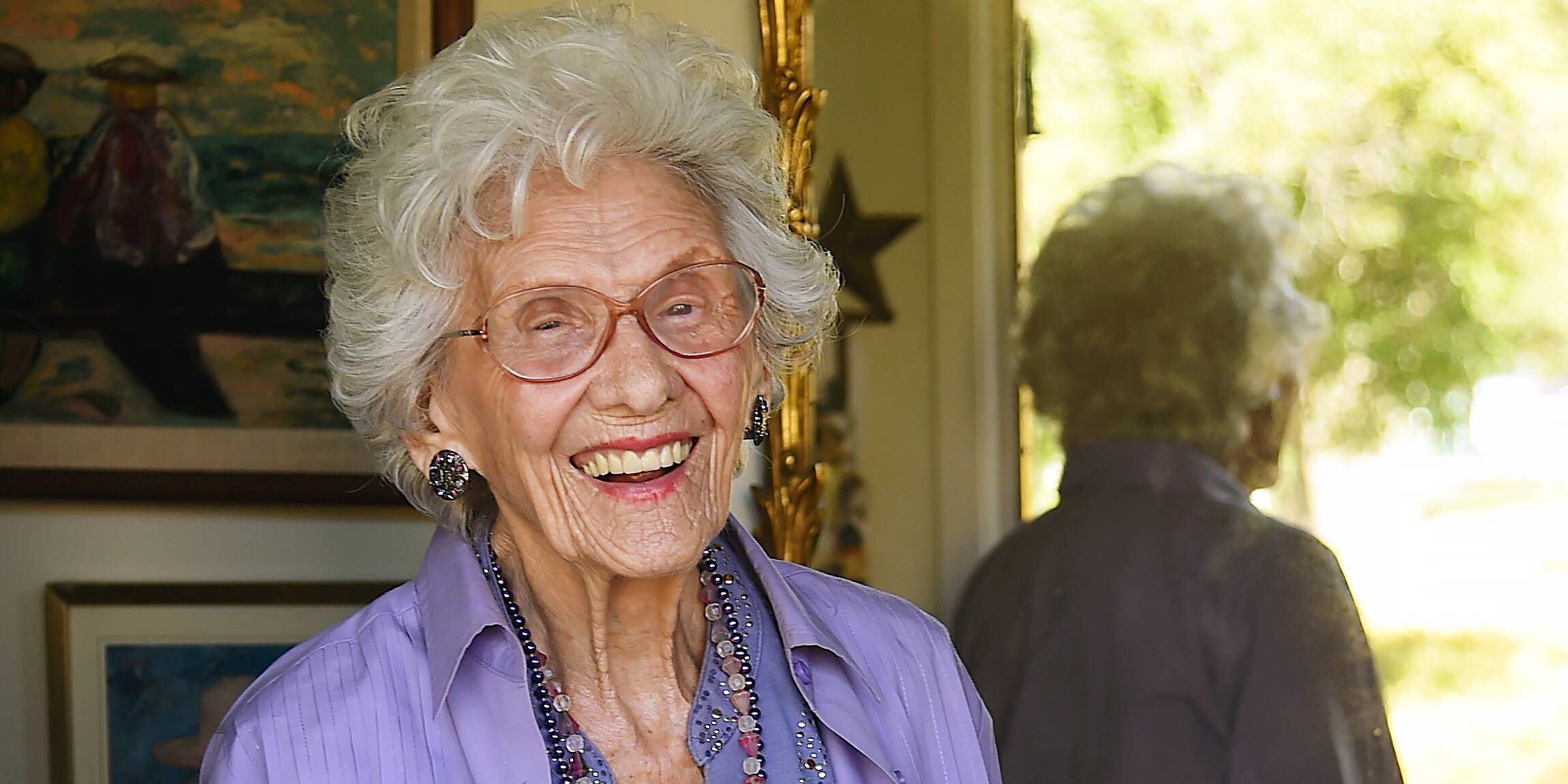 Atriz mais velha de Hollywood, Connie Sawye morreu aos 105 anos, no dia 21 de janeiro, nos EUA, por ataque cardíaco. Foto: Divulgação