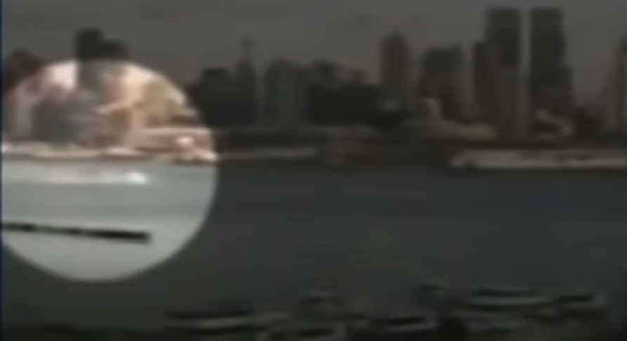 O avião aterrissou no rio apenas seis minutos após a decolagem do Aeroporto La Guardia, às 15h31, quando seguia a 240 km/h. Imagens gravadas mostram o momento (foto) Reprodução: Flipar