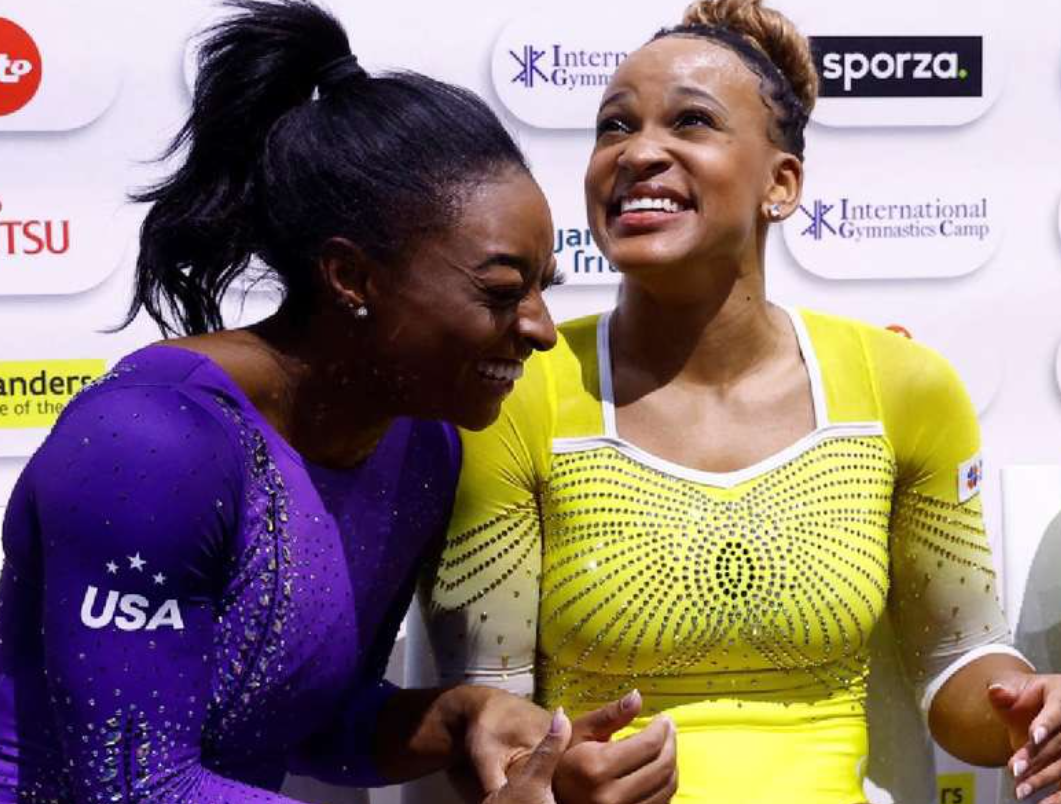 Simone Biles e Rebeca Andrade Reprodução