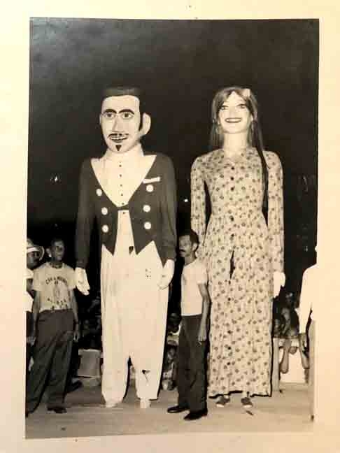 Em 1937, foi criada a Mulher do Meio Dia, que também passou a formar um bloco tradicional nos desfiles carnavalescos.  Reprodução: Flipar