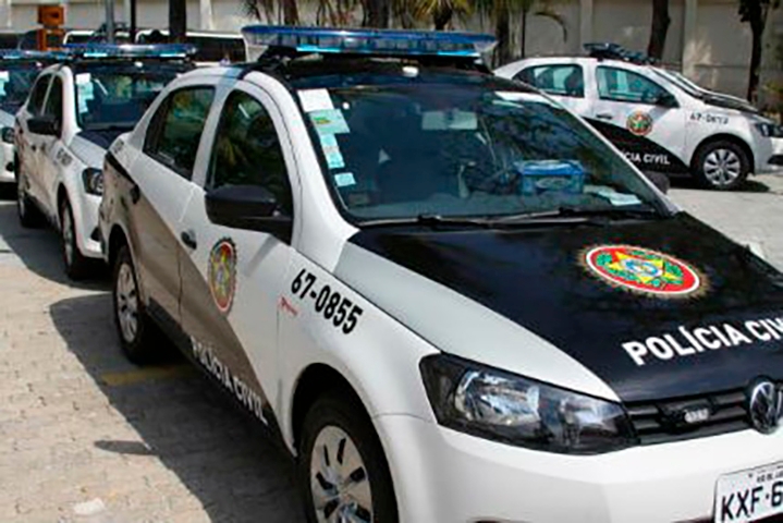 A Polícia Civil do Rio de Janeiro acredita que tenha sido um assassinato por engano. Segundo testemunhas, os bandidos não disseram uma palavra sequer na ação.