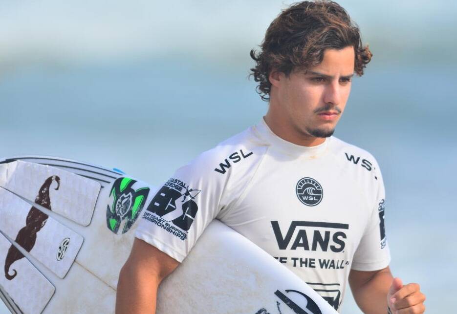 O surfista Ian Gouveia teve um ótimo desempenho na "perna europeia", que o garantiu o quinto lugar no ranking geral da WQS. Foto: WSL/ Laurent Masurel