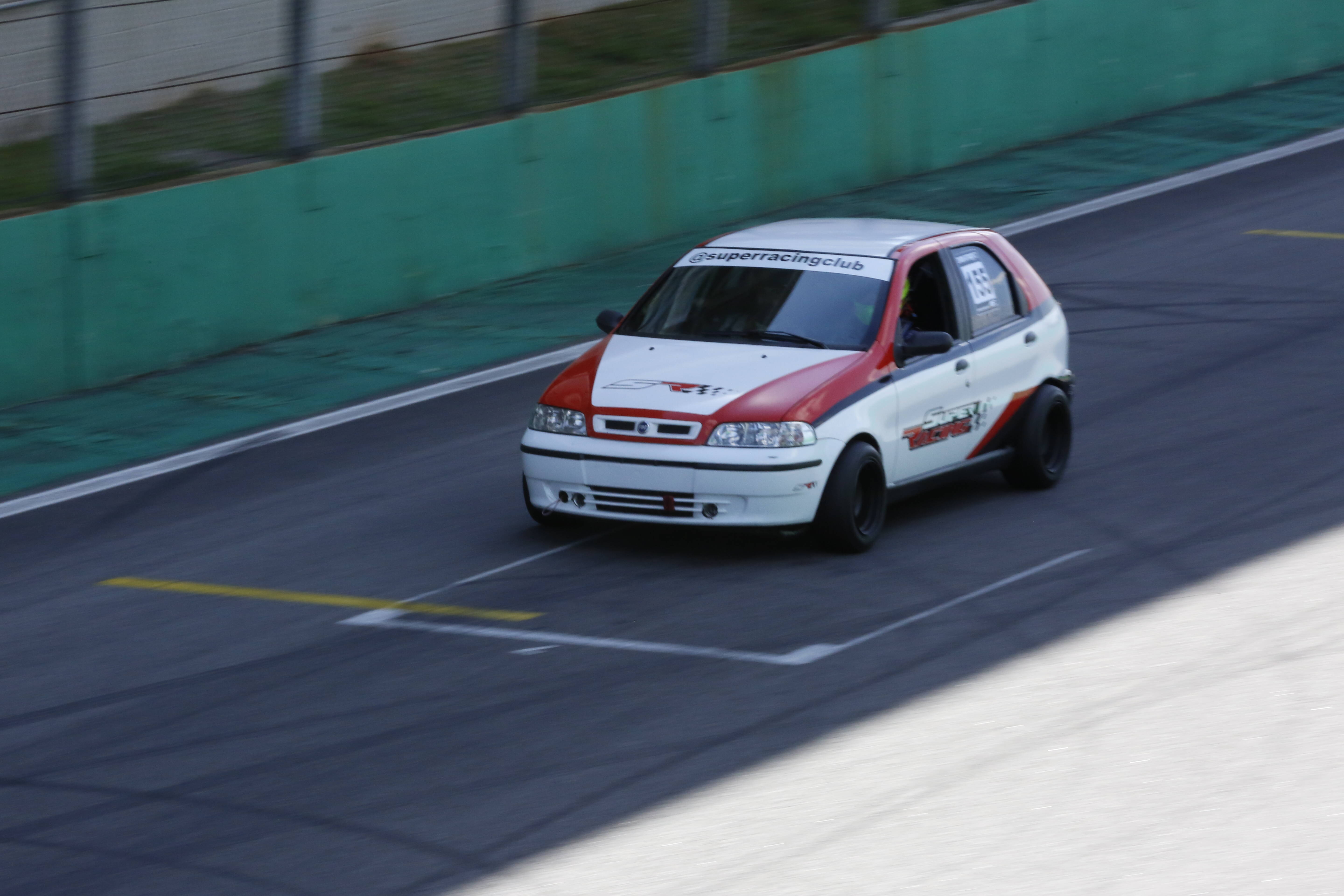 Track day em Interlagos. Foto: Divulgação