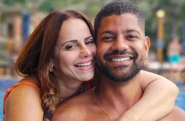 Viviane Araújo, de 48 anos, está casada há quatro anos com o empresário Guilherme Militão, 34. - Foto: Reprodução/Instagram