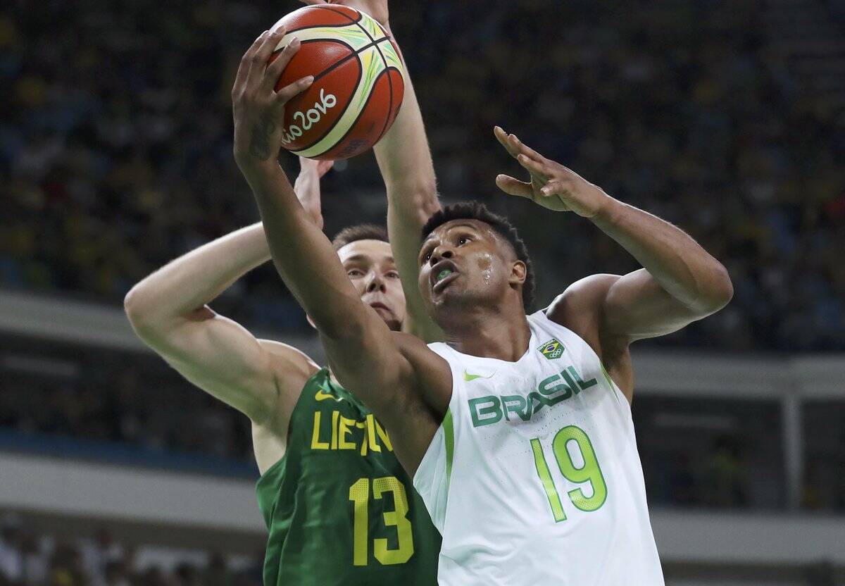 Basquete do Brasil perde na estreia para a seleção da Lituânia. Foto: Reprodução/Twitter