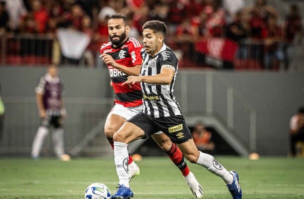 Veja como o Jogada10 avaliou a performance dos Rubro-Negros contra os santistas, neste jogo pela 31ª rodada do Brasileirão - Foto: Raul Baretta/ Santos FC.