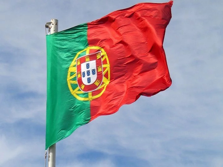 A letra foi escrita em 1890 como uma resposta patriótica ao Ultimato britânico, que exigia a retirada das forças portuguesas de territórios africanos. Reprodução: Flipar