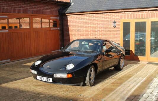 Porsche 928 GT 1991. Foto: Reprodução