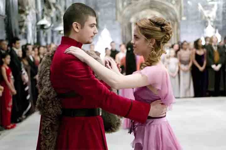 Sua carreira como ator teve um salto significativo em 2004/2005, quando foi selecionado para interpretar o personagem Viktor Krum no filme “Harry Potter e o Cálice de Fogo”. 
 Reprodução: Flipar