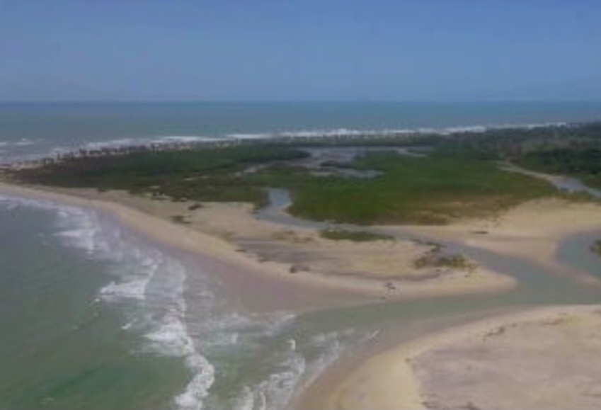 Uma pesquisa recente em mais de 1.300 pontos do litoral brasileiro apontou que as praias de Aracaju, capital de Sergipe, são as mais limpas do Brasil. Reprodução: Flipar