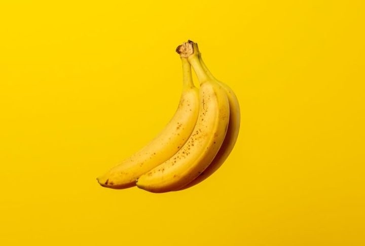 A banana é uma fruta nativa do sudeste da Ásia, especificamente na região da Malásia, Indonésia e Filipinas. Reprodução: Flipar