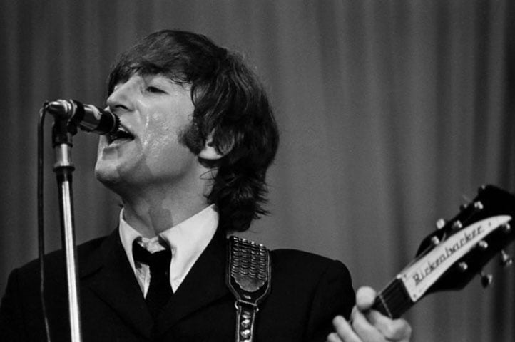 John Lennon, uma das figuras mais reconhecidas da cultura popular global, celebraria seu 83º aniversário em 9 de outubro.