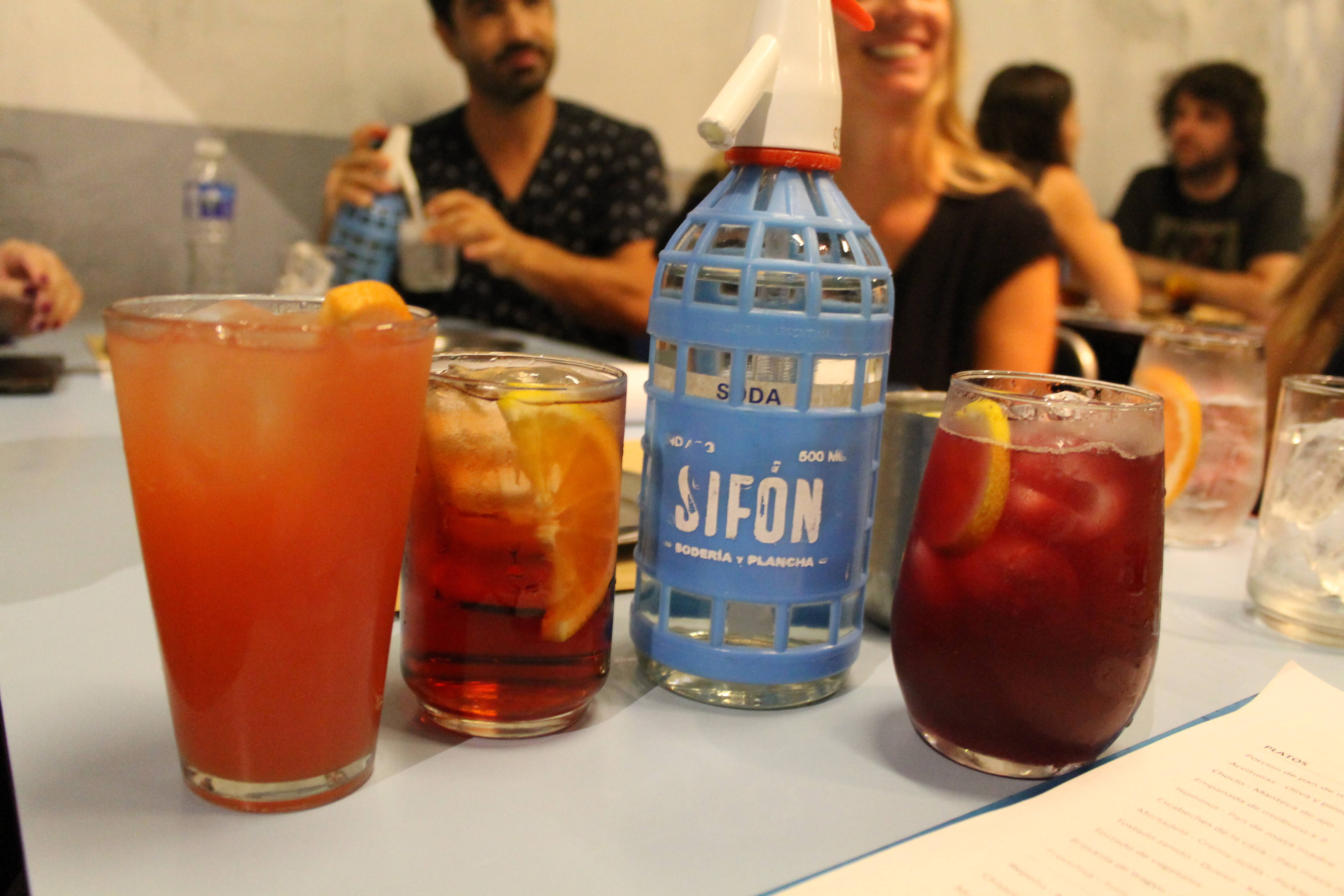 As bebidas do Sifón são feitas a base de soda (água com gás). Foto: Flavia Matos/ IG