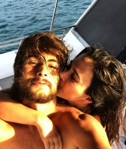 Tatá Werneck e Rafa Vitti  são bastante atuantes nas redes sociais. Ela tem mais de 55 milhões de seguidores no Instagram e ele tem mais de 20 milhões. Reprodução: Flipar