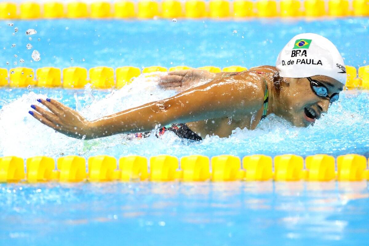 Daynara de Paula classificada para a semifinal dos 100m borboleta. Foto: Reprodução/Rio2016