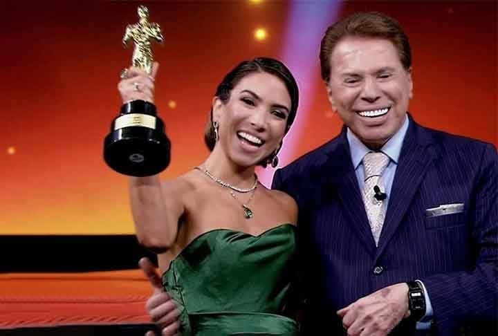 Na última gravação do programa antes da morte de Silvio Santos, Patrícia pediu à plateia uma oração pela saúde do pai, que já estava internado no hospital Albert Einstein. 

 Reprodução: Flipar