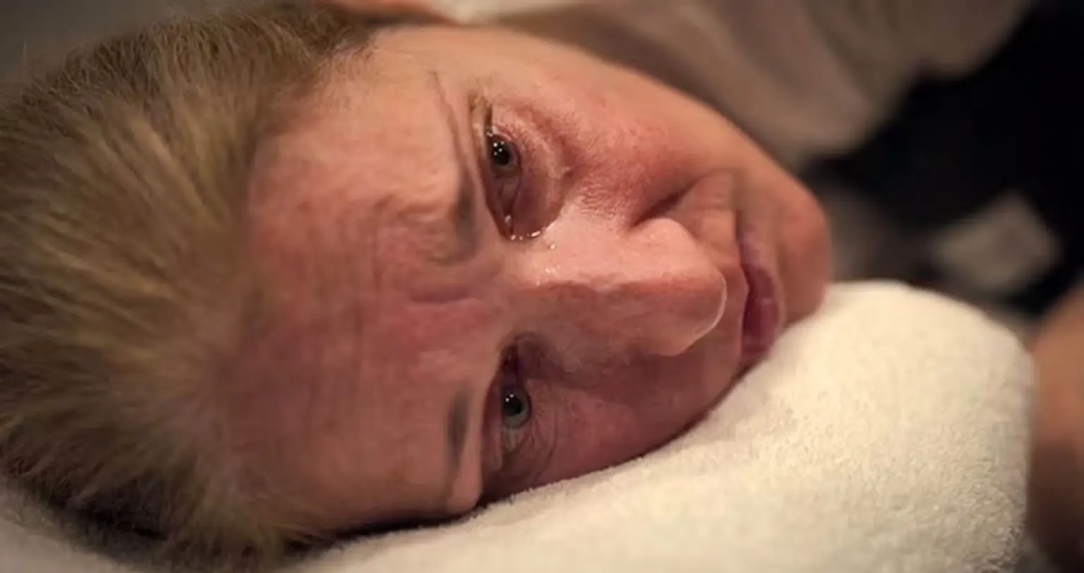 Céline Dion insistiu em compartilhar imagens 'perturbadoras' de convulsão em documentário em meio à batalha contra a síndrome da pessoa rígida Reprodução/Prime Video
