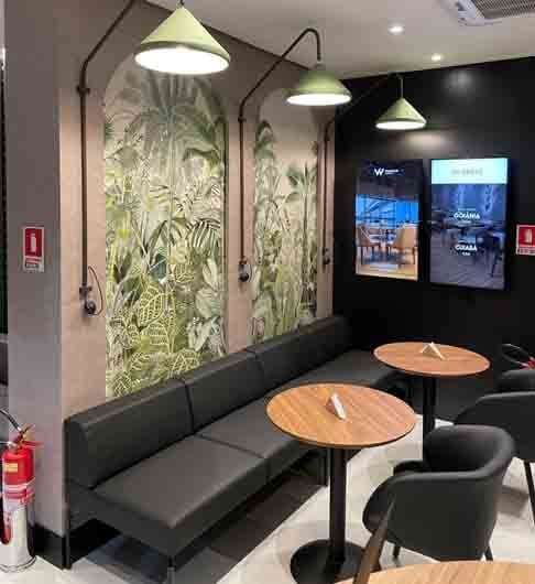 De acordo com o comunicado da empresa, a sala VIP do aeroporto Brigadeira Lysias Rodrigues, na capital tocantinense, tem uma nova concepção de café lounge, decorado de forma a destacar os patrimônios culturais do estado da região norte.  Reprodução: Flipar