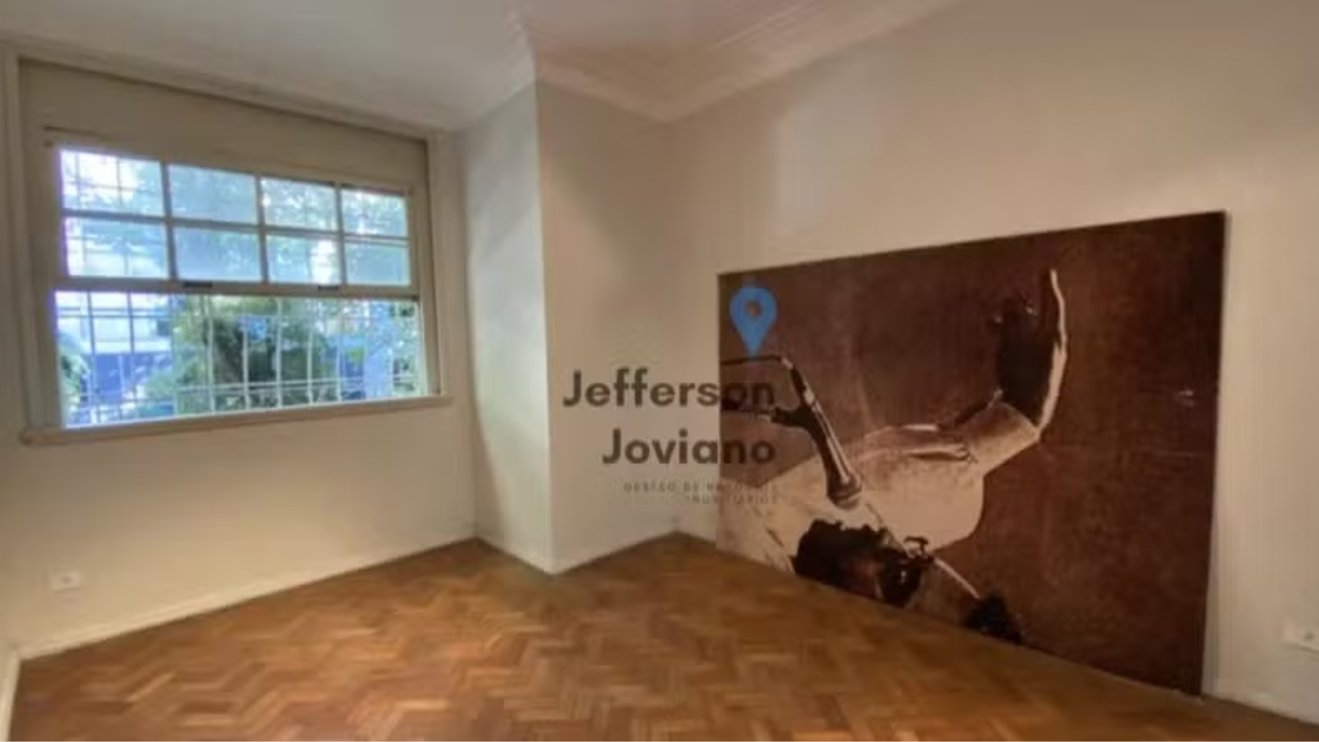 Fotos do apartamento de Renato Russo, que está à venda.. Foto: Divulgação