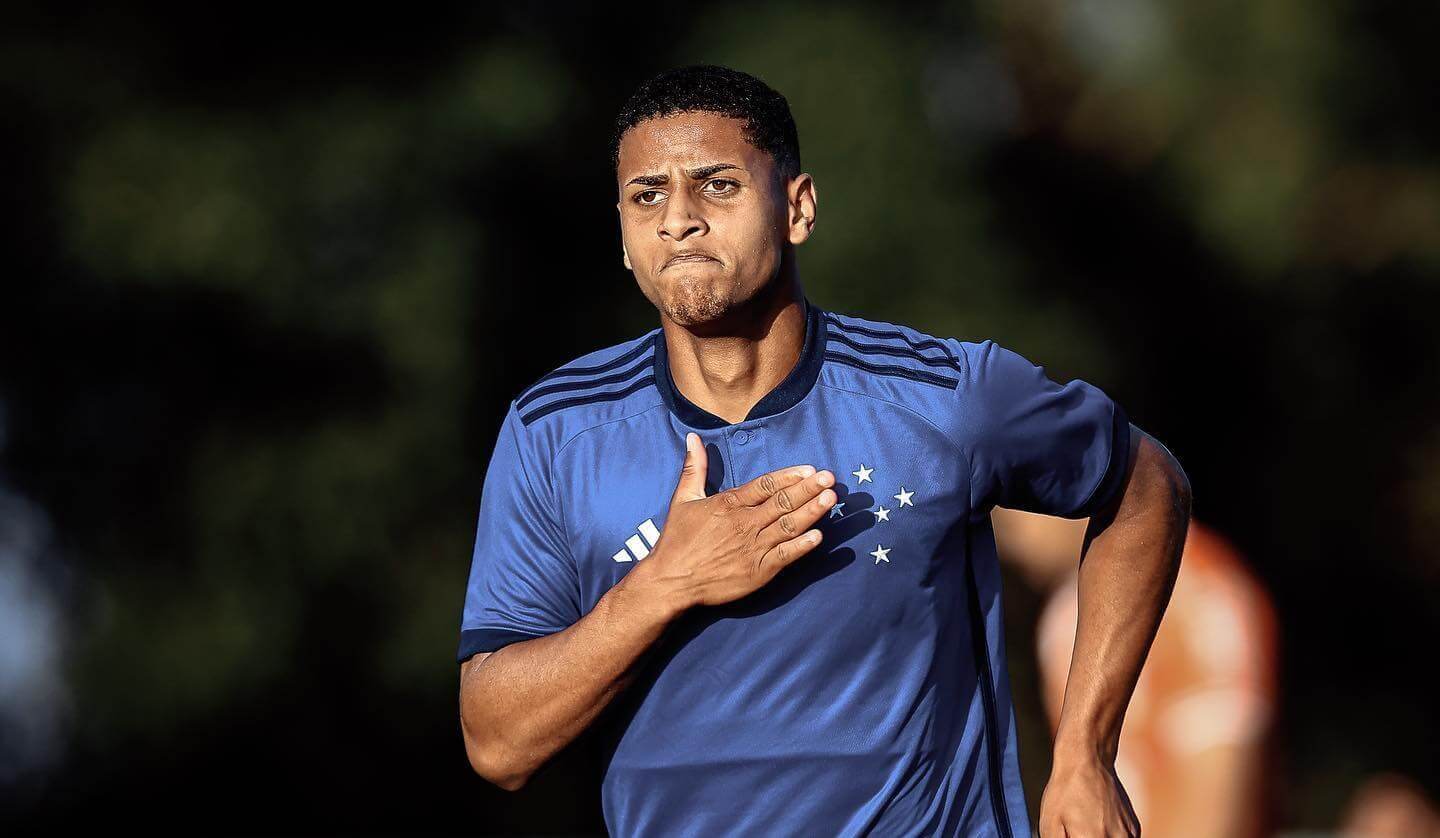 Cruzeiro se prepara para comprar 50% dos direitos do atacante