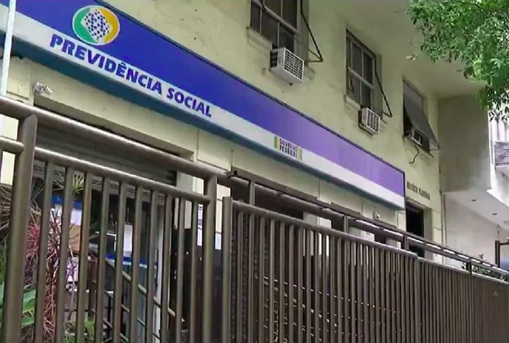Outra opção é enviar e-mail para acordo.mensalidade@inss.gov.br com a descrição do ocorrido. O INSS solicitará à entidade a comprovação ou devolução dos valores.  Reprodução: Flipar
