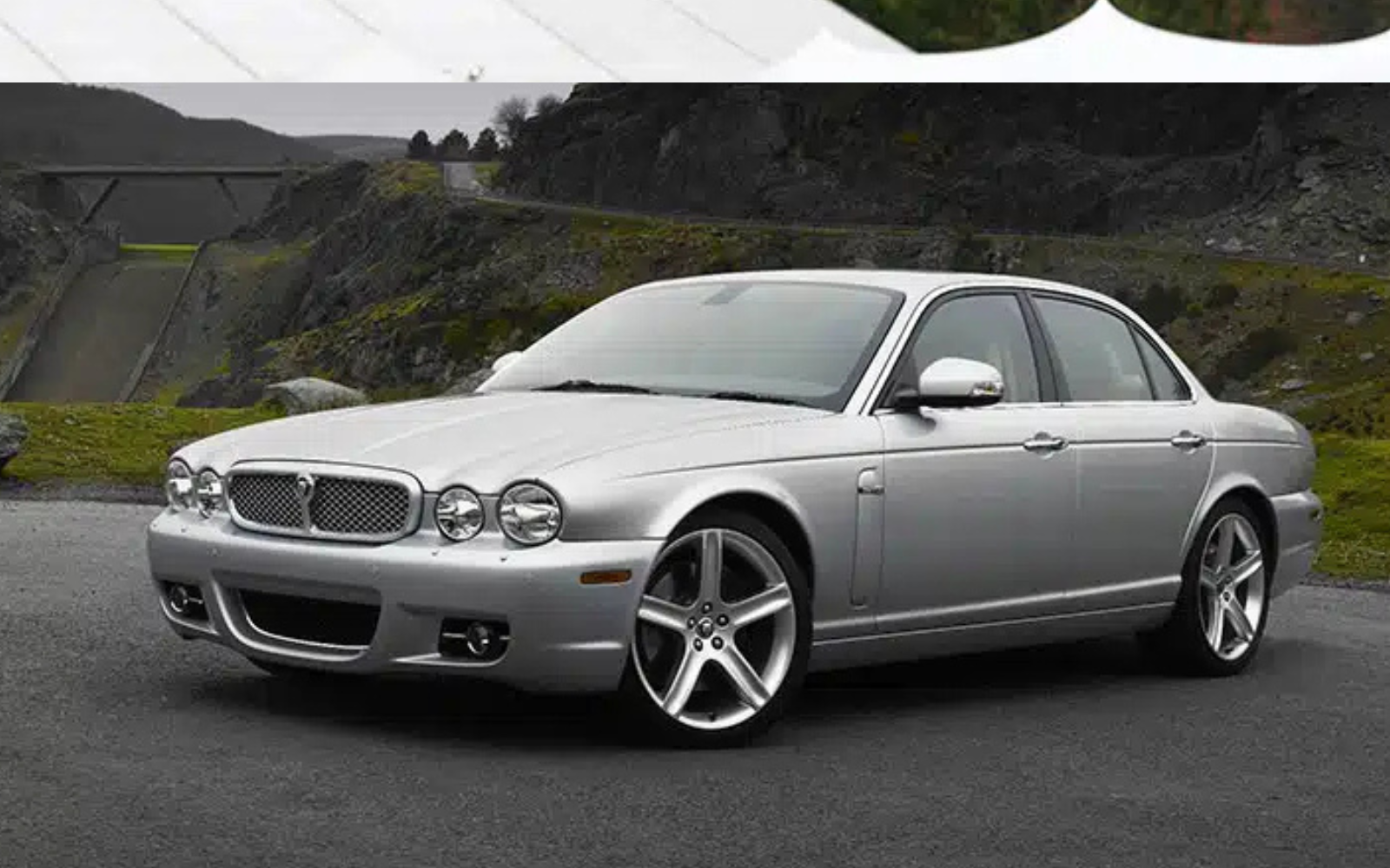 Reprodução Jaguar XJ Reprodução