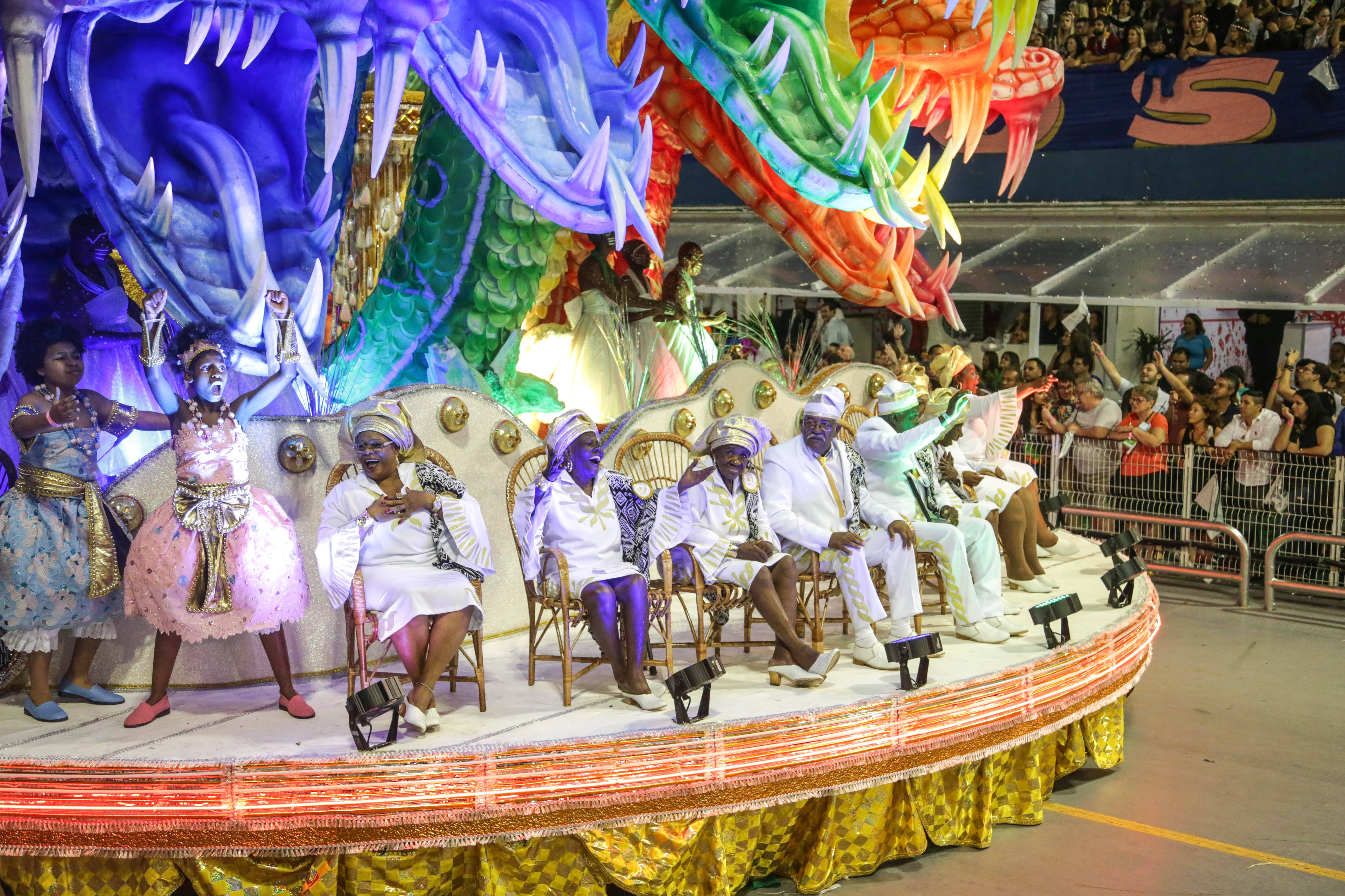Quinta escola da última noite de desfiles do Grupo Especial em São Paulo, Vai-Vai falou sobre o Candomblé. Foto: Paulo Pinto / LIGASP / Fotos Públicas