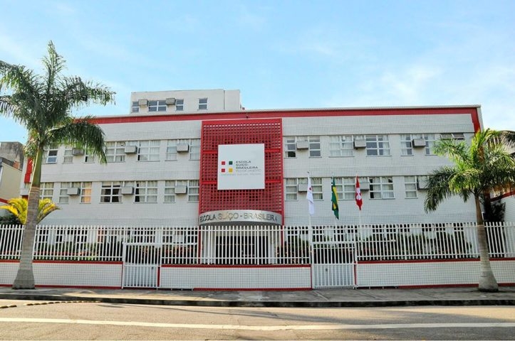 Quatro escolas do Rio de Janeiro apareceram no ranking: a Escola Suíço-Brasileira, a Escola Eleva, a Escola Nova e o Colégio Santo Inácio, nesta ordem. Reprodução: Flipar