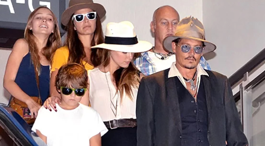 Depp e Vanessa viveram juntos por 14 anos e têm dois filhos: Lily-Rose, nascida em 1999, e Jack, em 2002. Reprodução: Flipar