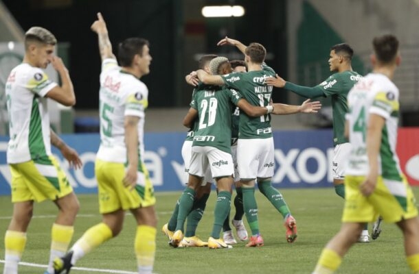 Palmeiras 3 x 4 Defensa y Justicia, em 18/5/2021, pela sexta rodada da fase de grupos da Libertadores - Gols:  Zé Rafael, Gustavo Scarpa e Willian (PAL)