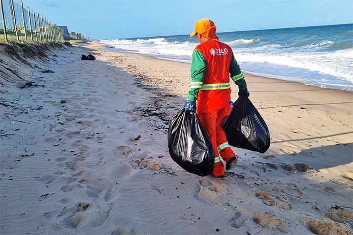 O cenário na praia do Segredo não é único em território brasileiro. Em julho de 2024, estudo conduzido pela Verocel, uma empresa de celulose, identificou um acúmulo de lixo proveniente do exterior em praias de Belmonte, cidade localizada no sul da Bahia. 
 Reprodução: Flipar