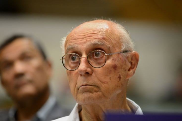 Aos 82 anos, ele compartilhou sua experiência com o tratamento, que combina medicamentos convencionais e cannabis terapêutica. Suplicy afirmou que decidiu tornar público seu uso da cannabis para incentivar o debate sobre seus benefícios no tratamento de diversas doenças. Reprodução: Flipar