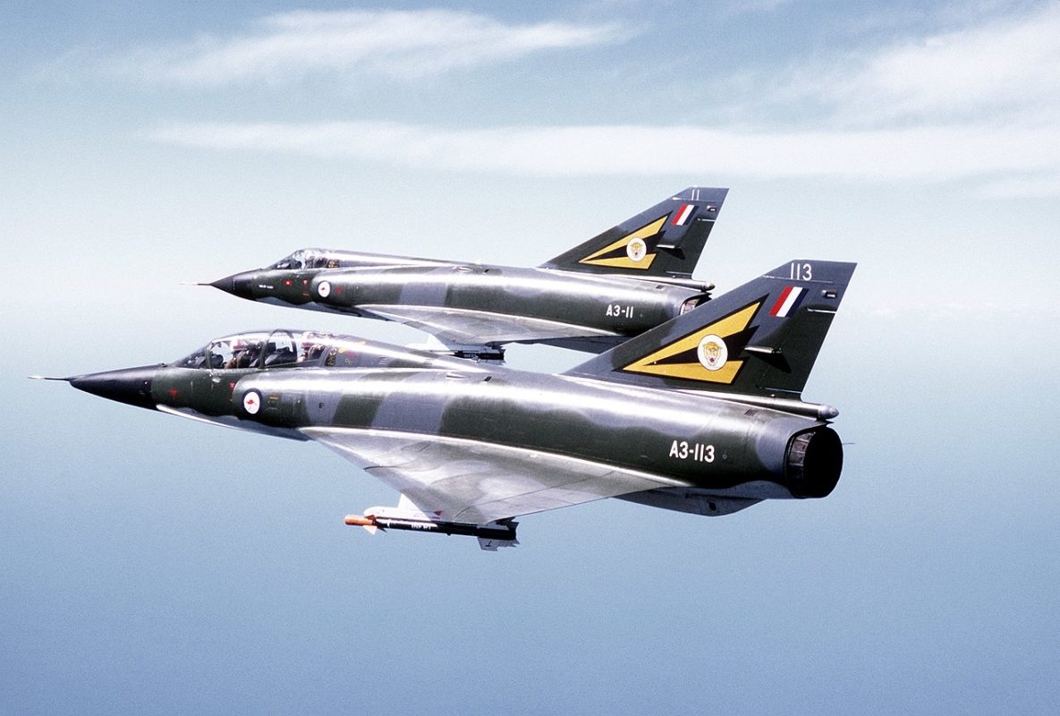7º) Paquistão (1.434 aeronaves): A Força Aérea do Paquistão (PAF) foi fundada em 1947 e conta com caças F-16 Fighting Falcon, Mirage III (foto) e JF-17 Thunder. Reprodução: Flipar