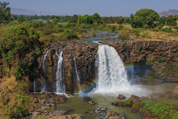 O Nilo é formado principalmente por dois afluentes principais: o Nilo Branco, que nasce no Lago Vitória, e o Nilo Azul, que tem sua nascente no Lago Tana, na Etiópia (foto). Reprodução: Flipar