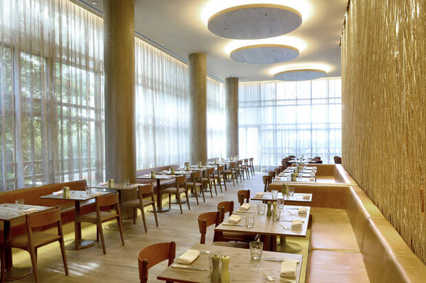 O sofisticado Restaurante C- Cultura Caseira oferece as refeições do hotel com cardápio tipicamente brasileiro. Foto: Divulgação/Grand Hyatt Hotel SP