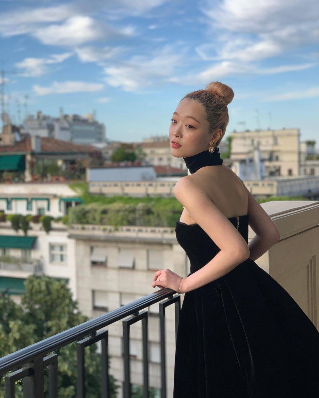 Cantora de k-pop Sulli foi encontrada morta nesta segunda-feira (14). Foto: Reprodução/Instagram/@jelly_jilli