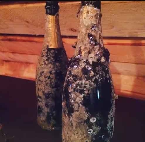 Segundo o relatório divulgado por ele, as bebidas permaneceram ‘envelhecendo’ no fundo do mar por cerca de 170 anos, em condições quase perfeitas, o que provocou um aumento significativo no seu valor. Reprodução: Flipar