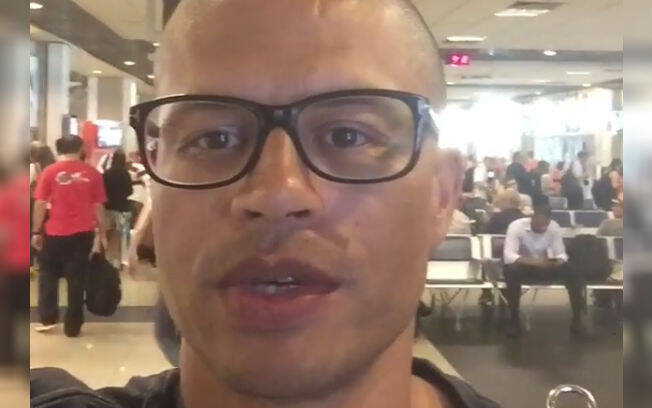 O ex-jogador Alex aproveitou uma pausa em um aeroporto para gravar seu vídeo. Foto: Instagram/ alexdesouza/ Reprodução