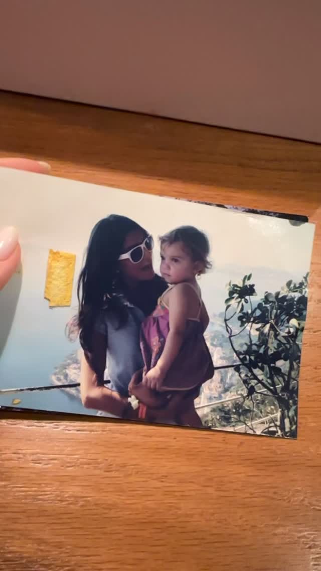 Thaila Ayala compartilha fotos antigas com famosas e relembra amizades. Foto: Instagram