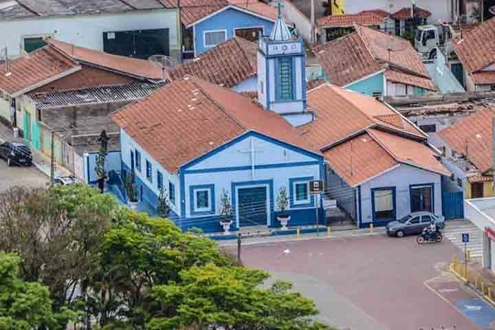 Em março de 1888, o município tornou-se notícia antes da Lei Áurea. O presidente da Câmara Municipal, Francisco das Chagas Esteves Salgado, em conjunto com uma comissão de indivíduos proeminentes da região, convocou os fazendeiros locais para uma cerimônia singular. Reprodução: Flipar