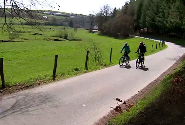 Ciclovia  Vennbahn (Luxemburgo, Bélgica e Alemanha) - Liga Aaachen, na Alemanha, a Troisvierges, em Luxemburgo, passando pela Bélgica. Atravessa esses três países num percurso que passa por castelos  medievais e paisagens de natureza exuberante.  Reprodução: Flipar