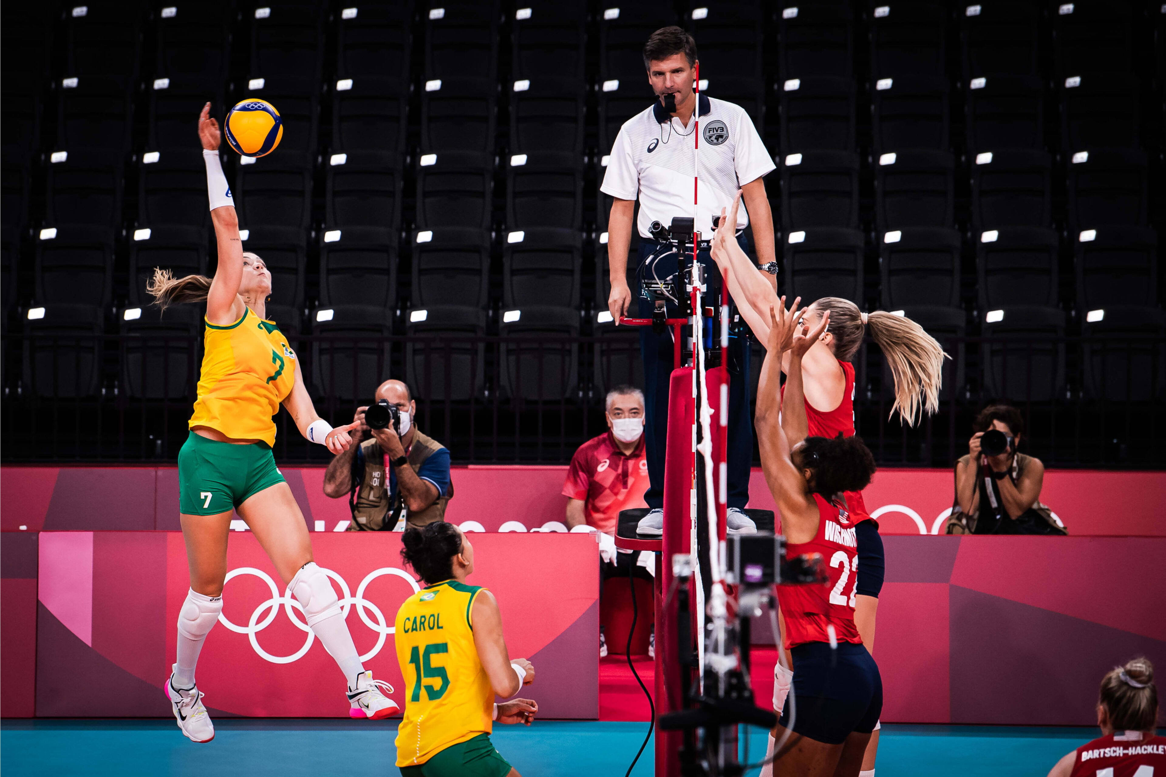 Brasil x EUA - vôlei feminino - Olimpíadas Tóquio. Foto: FIVB / Divulgação / Time Brasil