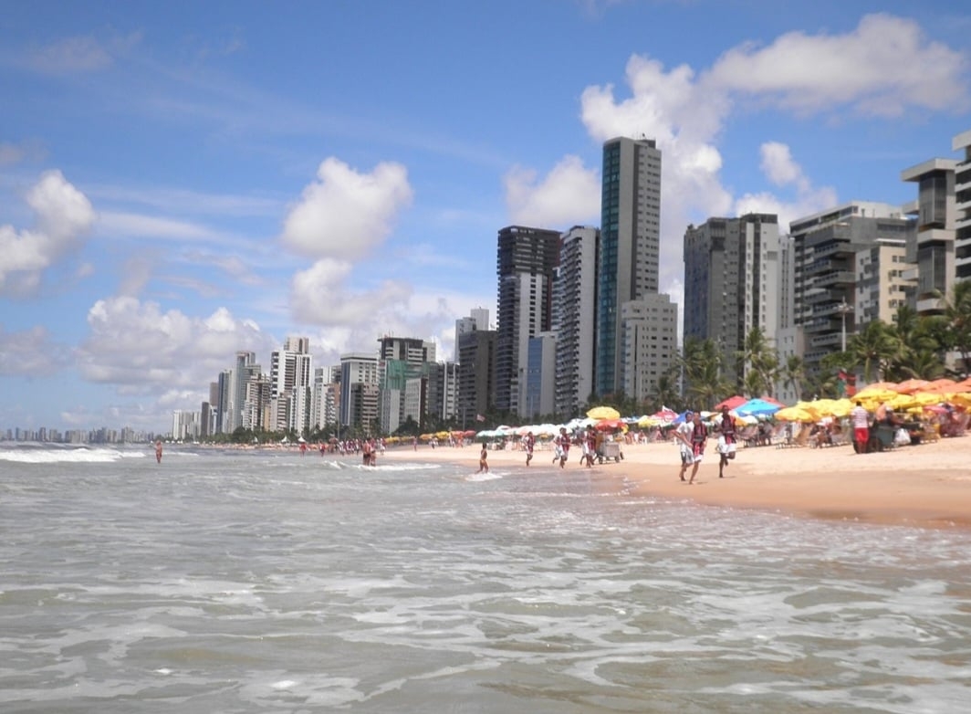 A Associação Brasileira da Indústria de Hotéis em Pernambuco (ABIH-PE) estima que a ocupação de quartos chegue a 97%.  Reprodução: Flipar