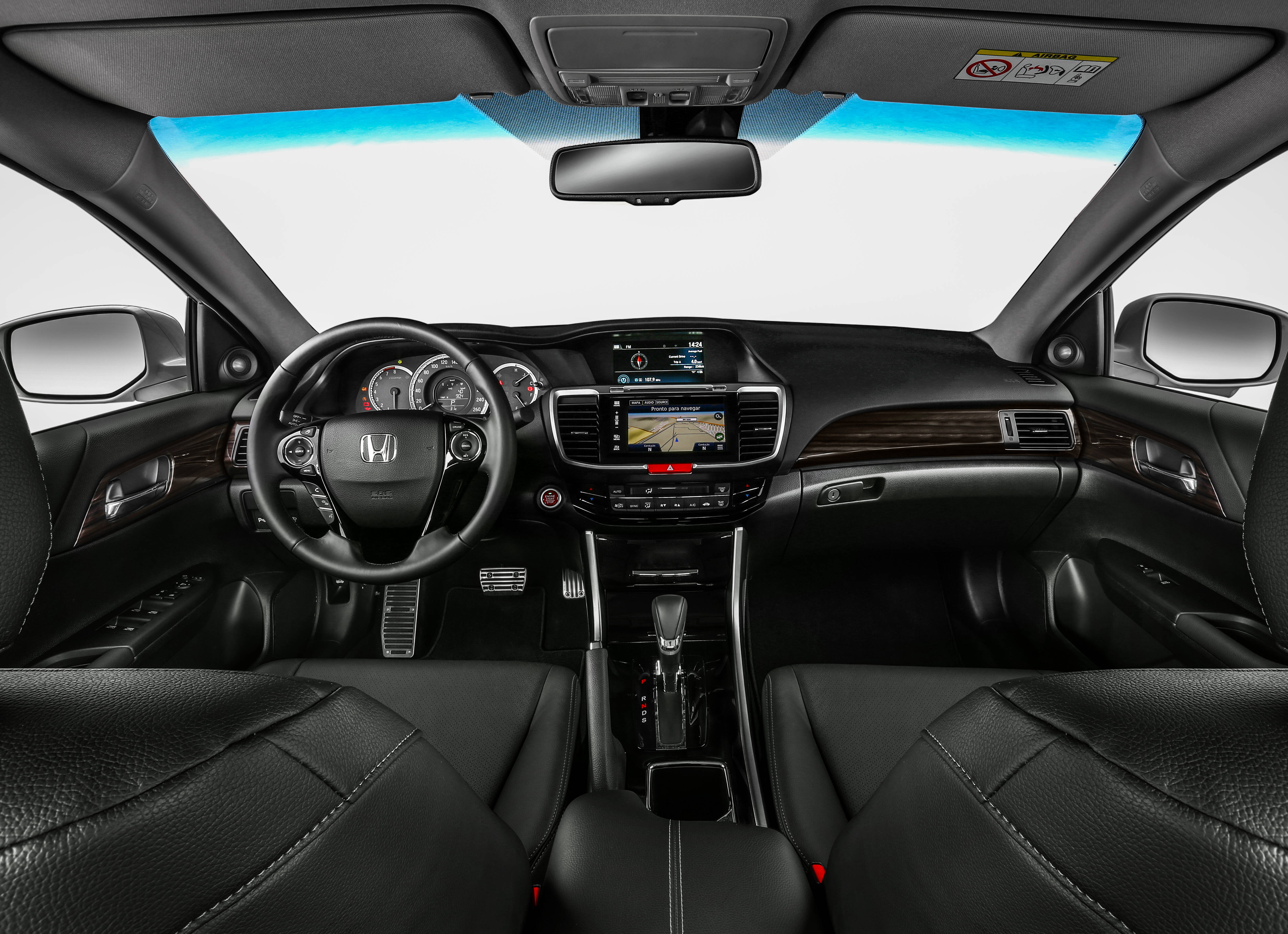 Interior do Honda Accord 2016. Foto: Divulgação